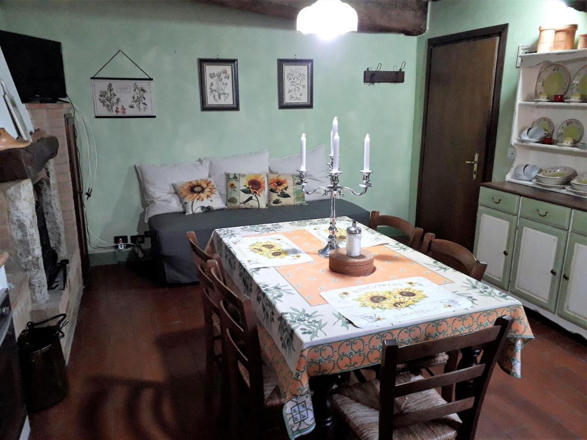 Il Mirtillo - A Truly Magical Place In The Heart Of Tuscany, Nestled In A Medieval Village Chianni Eksteriør bilde
