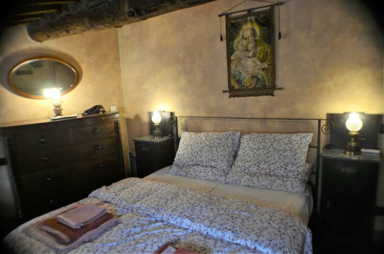 Il Mirtillo - A Truly Magical Place In The Heart Of Tuscany, Nestled In A Medieval Village Chianni Eksteriør bilde